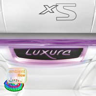 Hliníkový přední nápis Luxura + Ambient FlowLight - příplatek pro Luxura X5